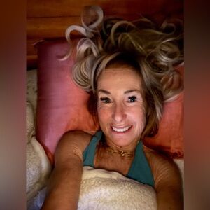 Meet your Posher, Jaye